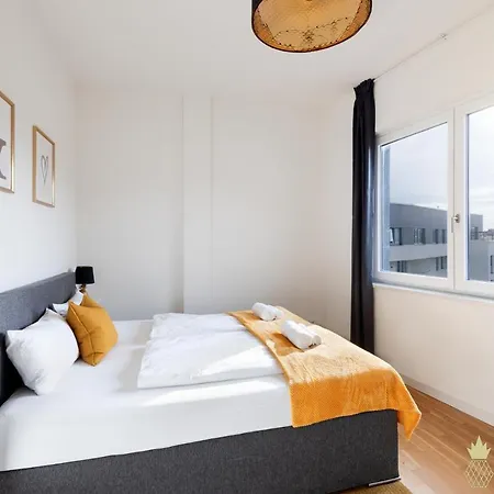 Pineapple Penthouse Am Zwinger - 162 Qm - 1x Free Parking Drezno