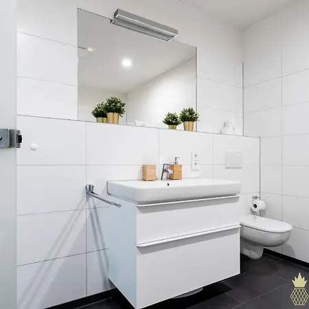 Pineapple Penthouse Am Zwinger - 162 Qm - 1x Free Parking Drezno