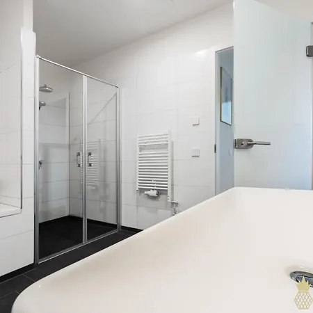 Pineapple - Penthouse Am Zwinger - 162qm - 1x Free Parking * Dresde